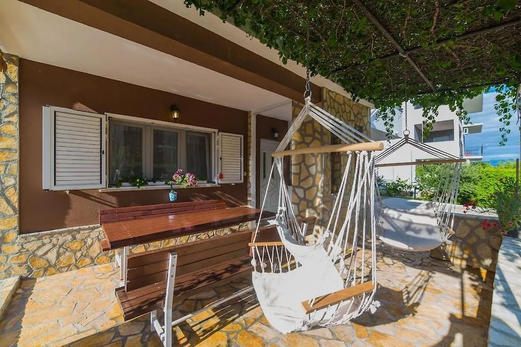 Apartment Vila Pasko With Private Pool Kastel Novi Croatia